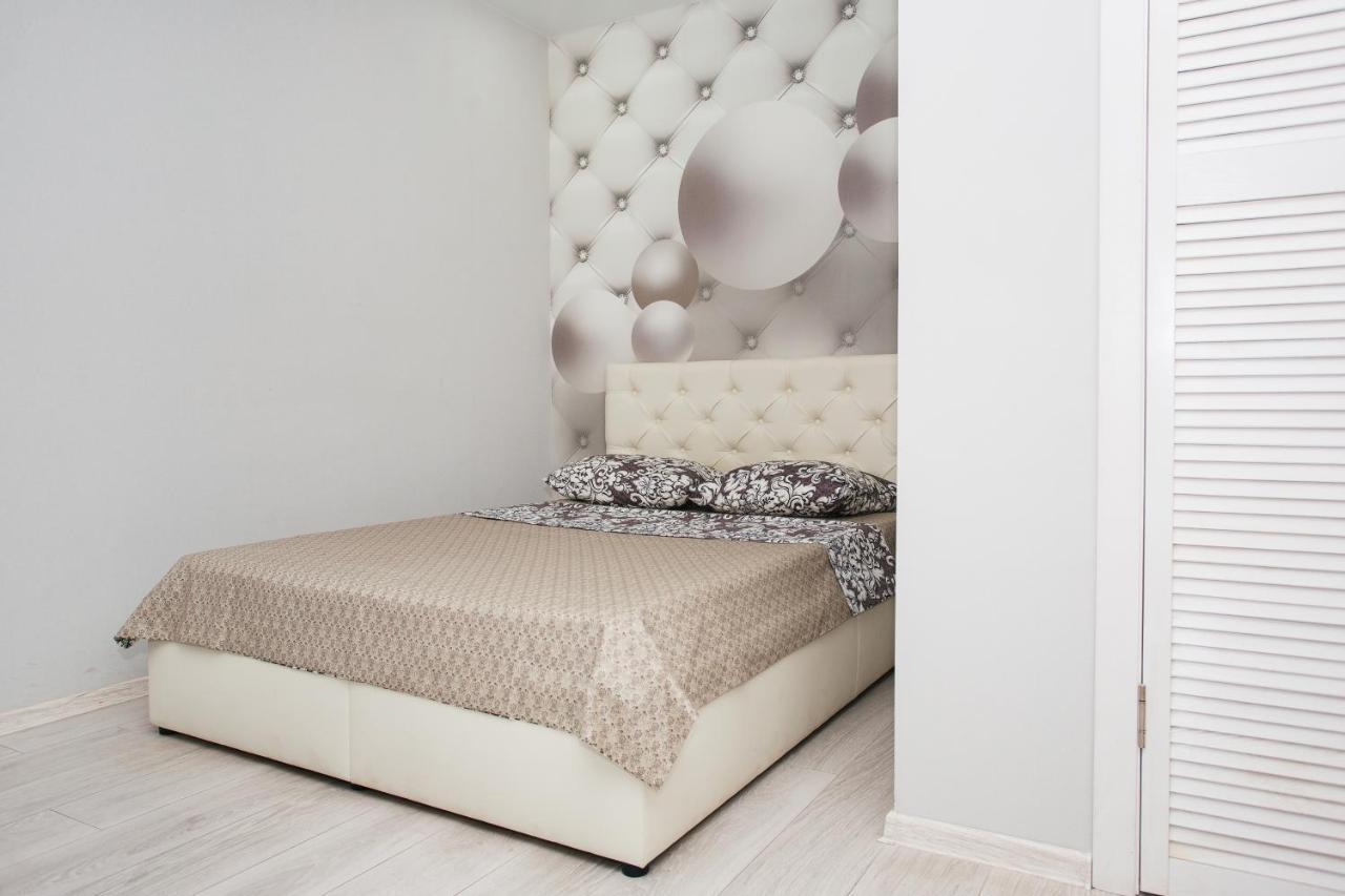 Vip Apartments Faraon Centr Sumi Dış mekan fotoğraf